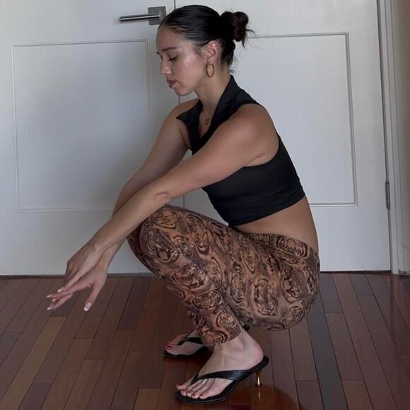 Brown tiger face print soft leggings - Picture 7 of 8